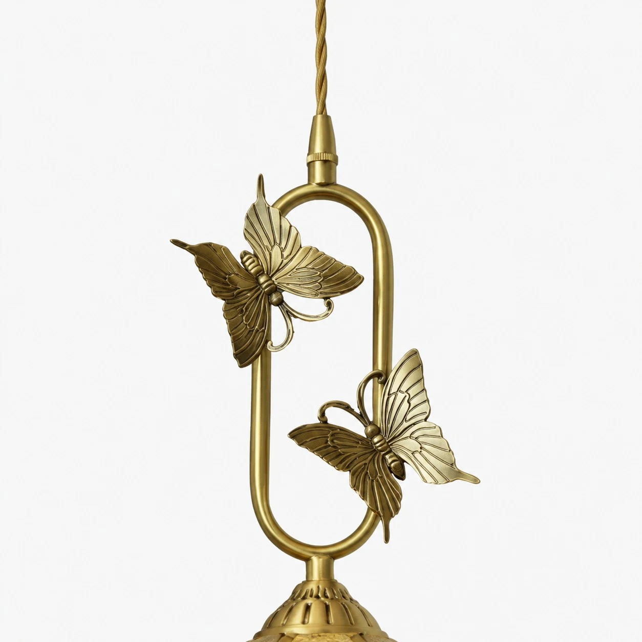 detail-brass-butterfly-frame