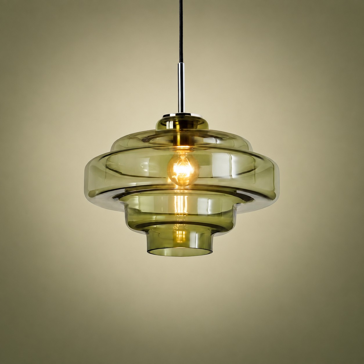 Lámpara colgante de cristal de cinco capas Koloro Millie Color cristal verde