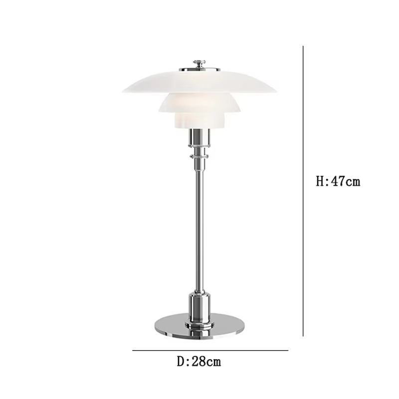 Lampada da tavolo di design danese, dimensioni: diametro 28 cm, altezza 47 cm.